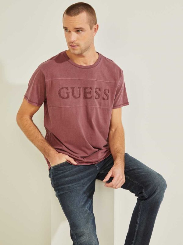 Burgundy Rose Men's Guess Chenille Logo T-shirt Australia Sale | 751JCZPYW