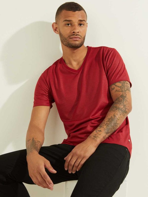 Red Men's Guess Mason Yoke V-Neck T-shirt Australia Sale | 249AKUBVM