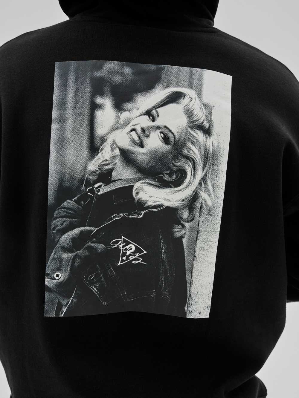 Black Men's Guess Originals x Anna Nicole Smith Hoodie Australia Sale | 091ZKMQIH