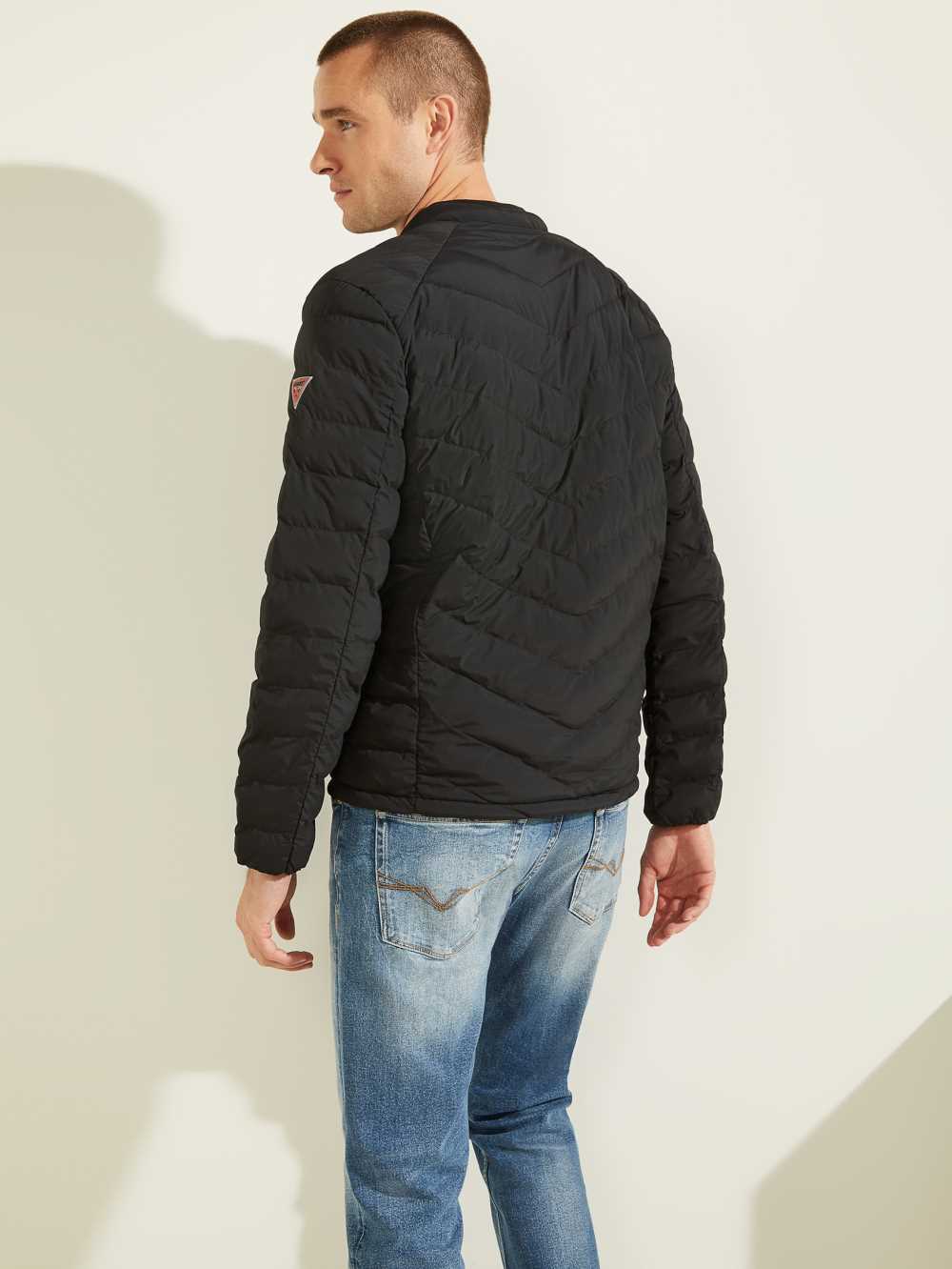 Black Men's Guess Slim Fit Puffer Jackets Australia Sale | 721DXEZGT