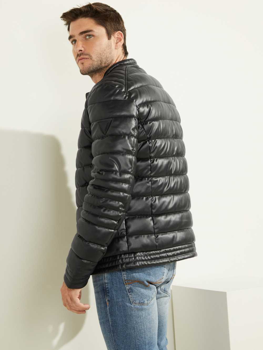 Black Men's Guess Stretch Puffer Jackets Australia Sale | 701OZDEAG