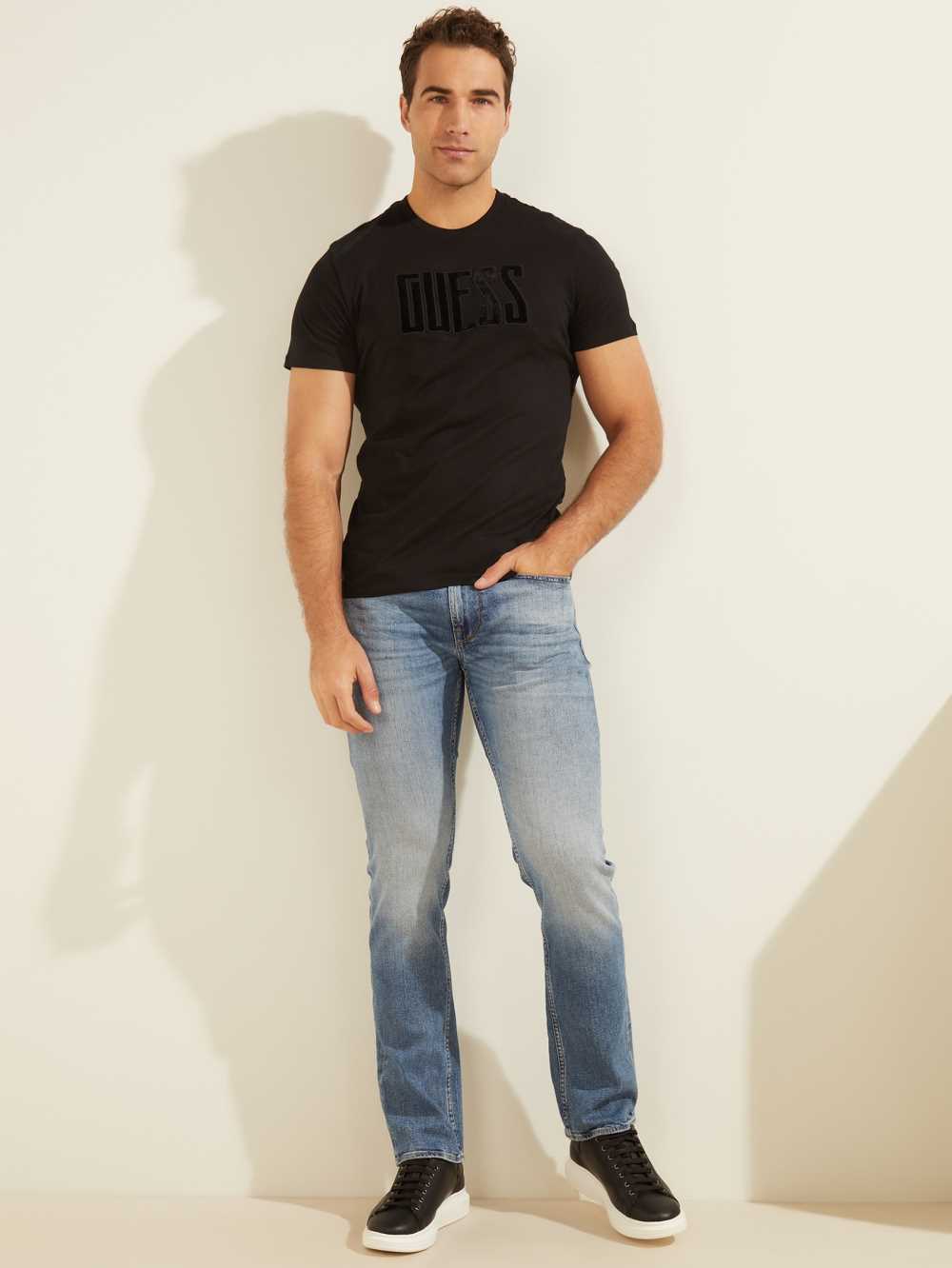 Black Men's Guess Velvet Applique T-shirt Australia Sale | 623TLODIA