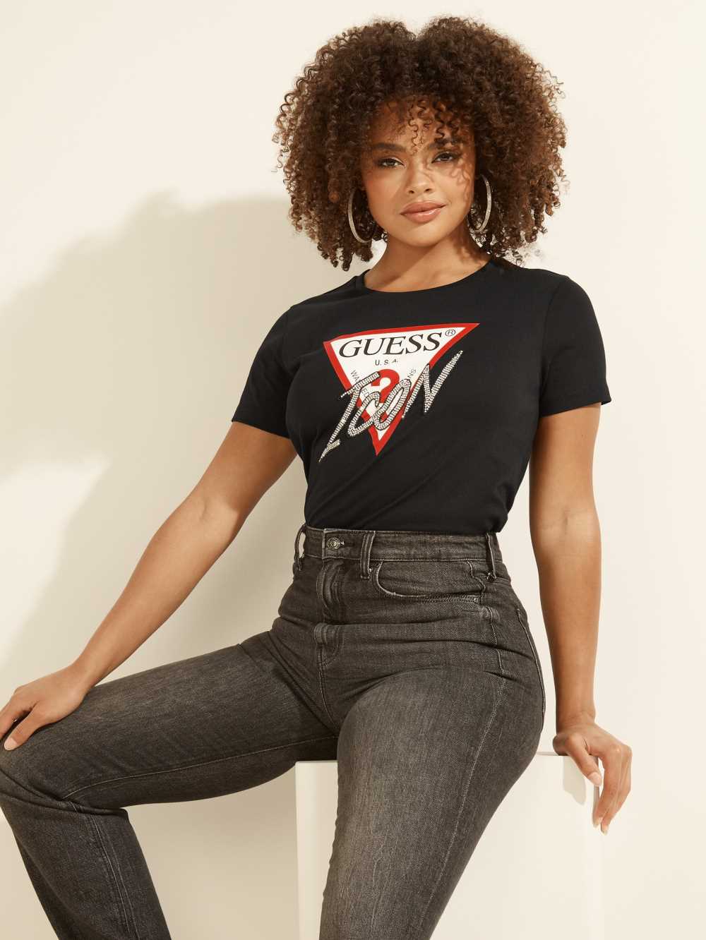 Black Women\'s Guess Rhinestone Icon T-shirt Australia Sale | 273NXTUBC