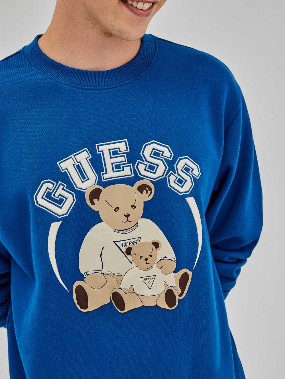 Blue Men's Guess Originals Bear Crewneck Sweatshirt Australia Sale | 865VTPEIY