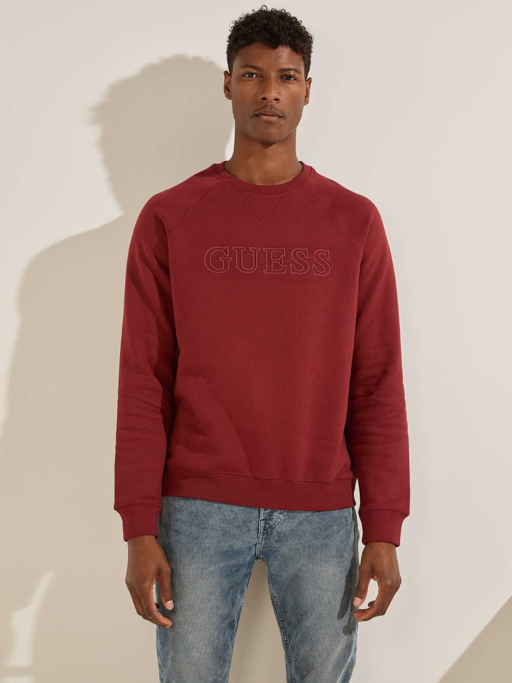 Burgundy Men\'s Guess Aldwin Crewneck Sweatshirt Australia Sale | 109LUNPHK