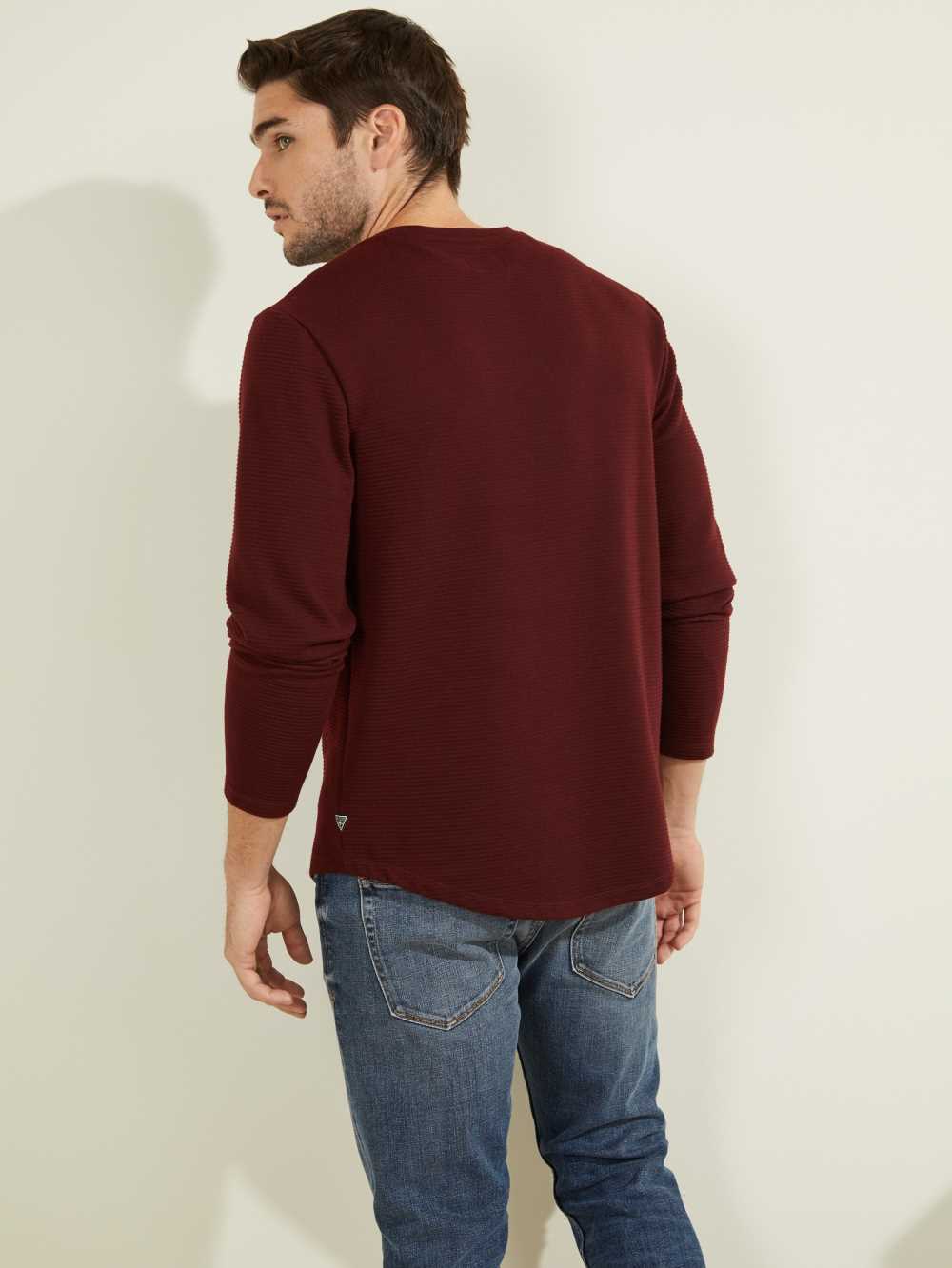 Burgundy Men's Guess Textured Jersey Crewneck Sweatshirt Australia Sale | 481VUBFYG