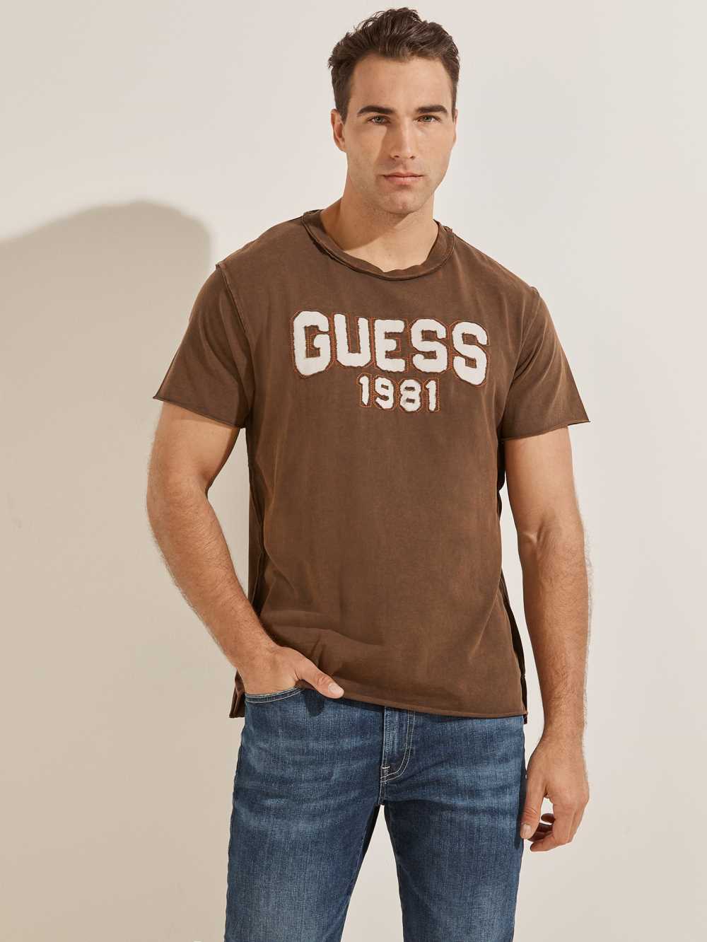 Chocolate Brown Men\'s Guess Eco Raw Patchwork Logo T-shirt Australia Sale | 291BECFMJ