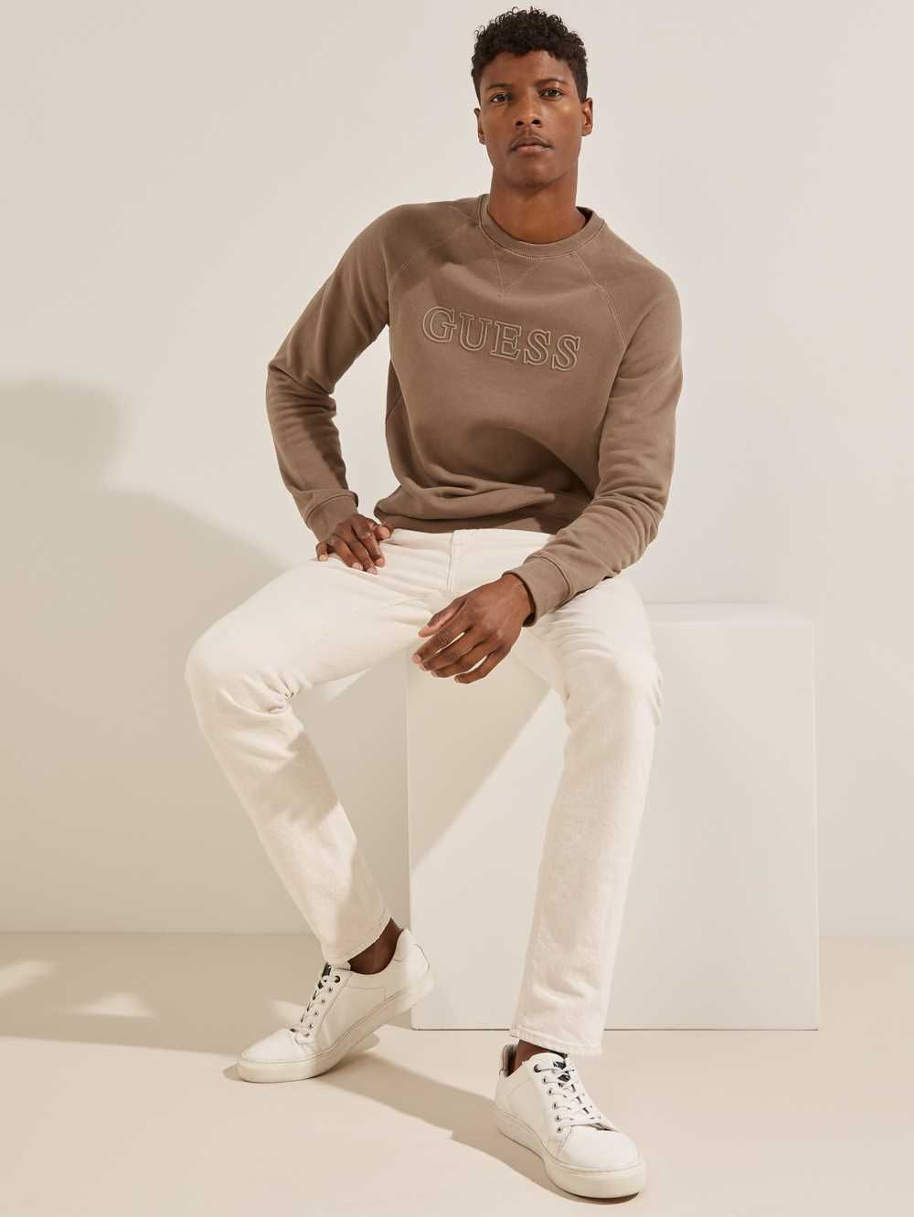 Khaki Men's Guess Aldwin Crewneck Sweatshirt Australia Sale | 543IZTKWS