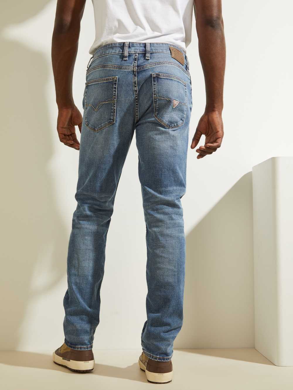 Light Blue Men's Guess Slim Straight Jeans Australia Sale | 253LEQKUF