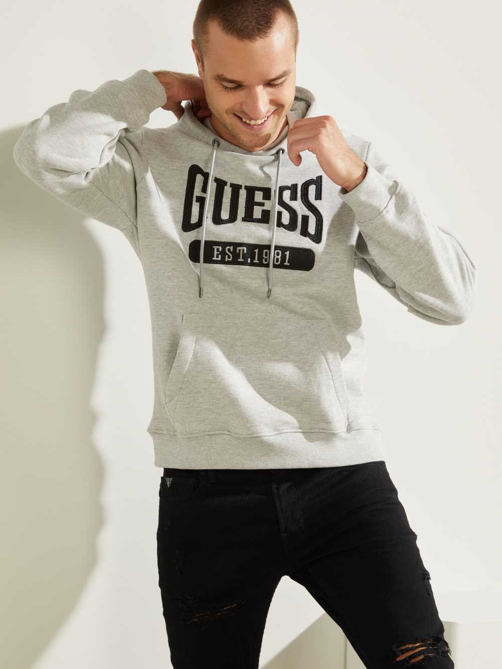 Light Grey Men's Guess Logo Active Hoodie Australia Sale | 120GFQJES