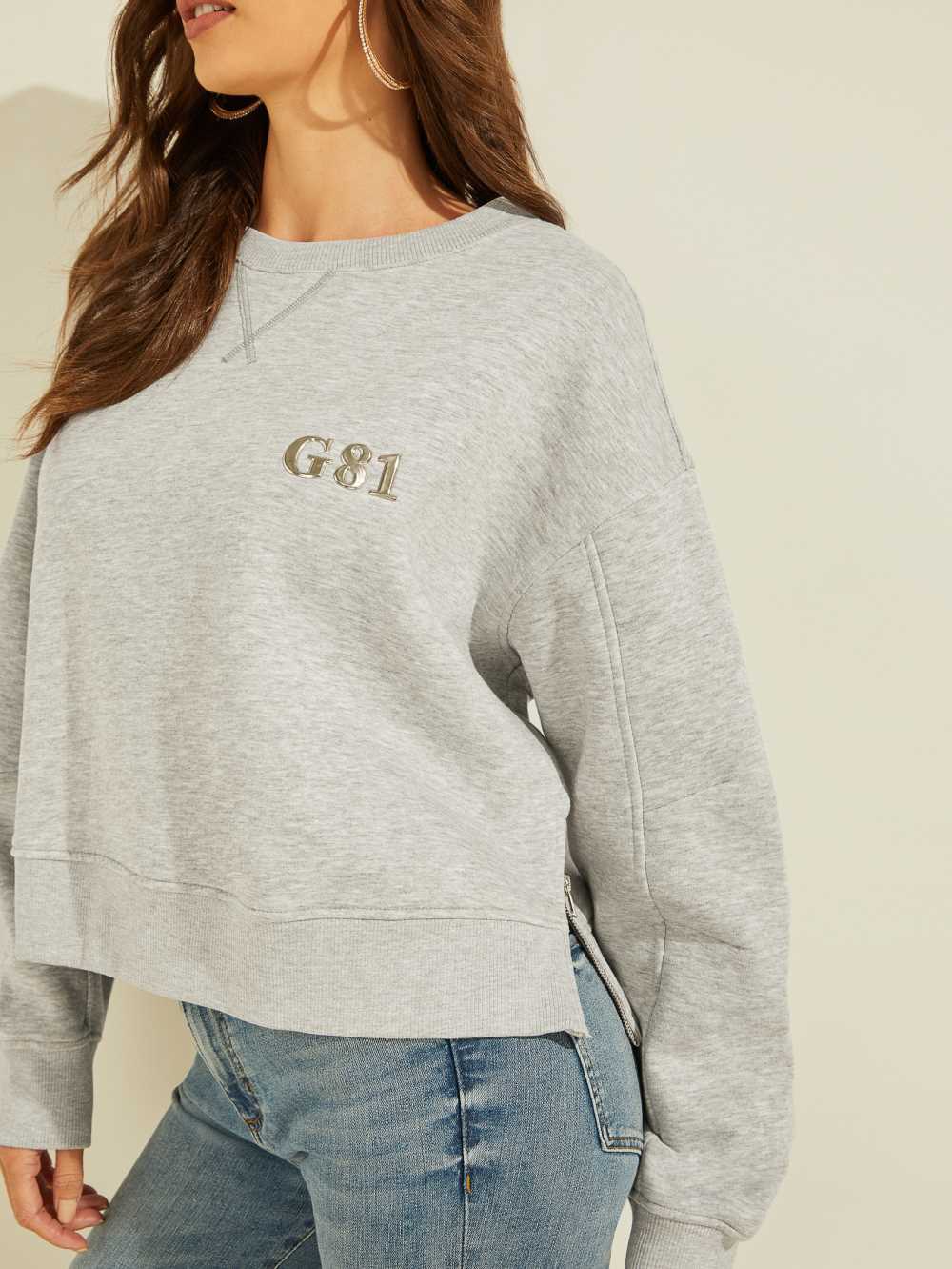 Light Grey Women's Guess Cintia Logo Crewneck Sweatshirt Australia Sale | 270EVIXTG