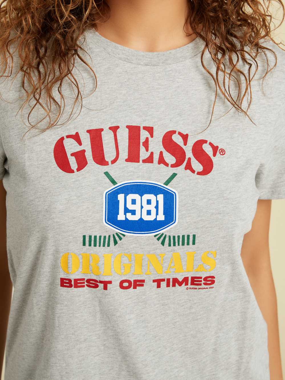 Light Grey Women's Guess Originals Easy Logo T-shirt Australia Sale | 189EYKXIH