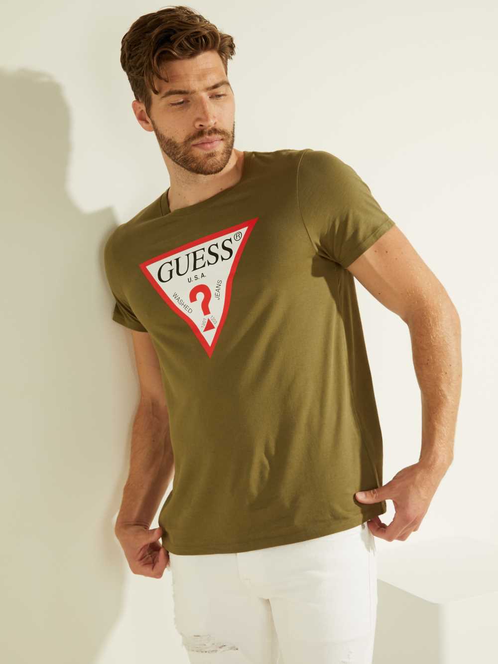 Olive Men\'s Guess Classic Logo T-shirt Australia Sale | 097KAGFTN