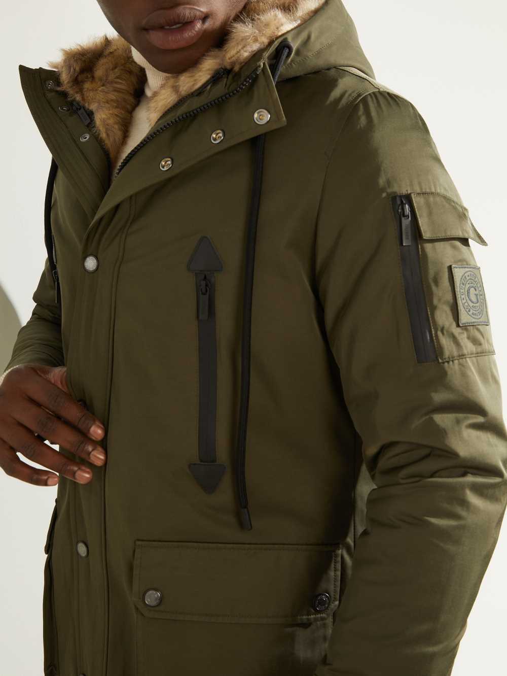 Olive Men's Guess Military Faux-Fur Lined Parka Jackets Australia Sale | 084HMYSZN