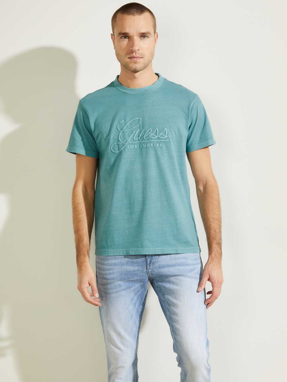 Turquoise Men\'s Guess Classical Embroidered Logo T-shirt Australia Sale | 705QXWJIM