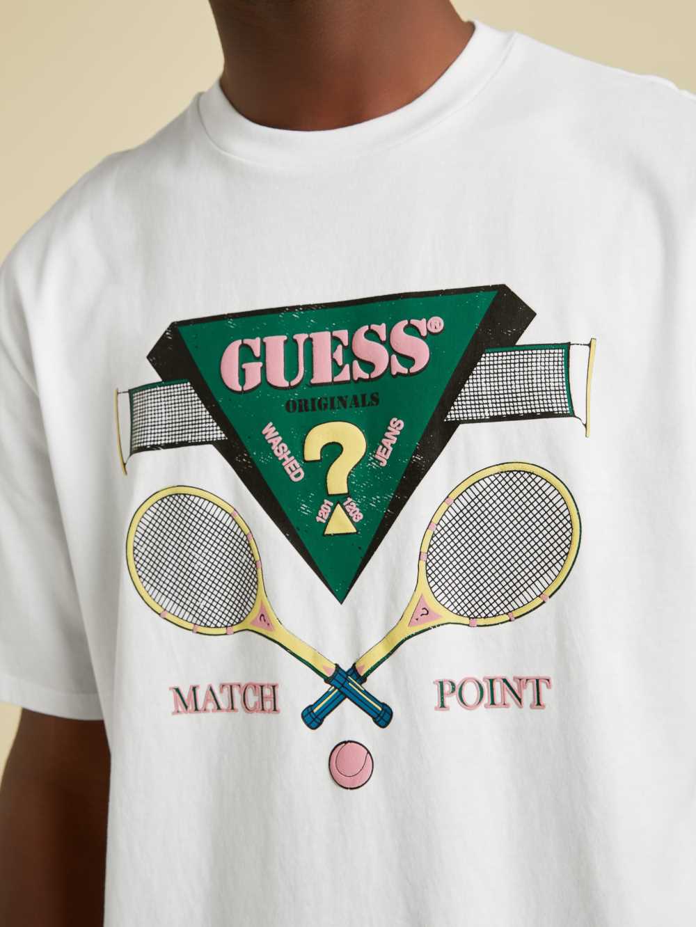 White Men's Guess Originals Logo T-shirt Australia Sale | 542PAWDOX