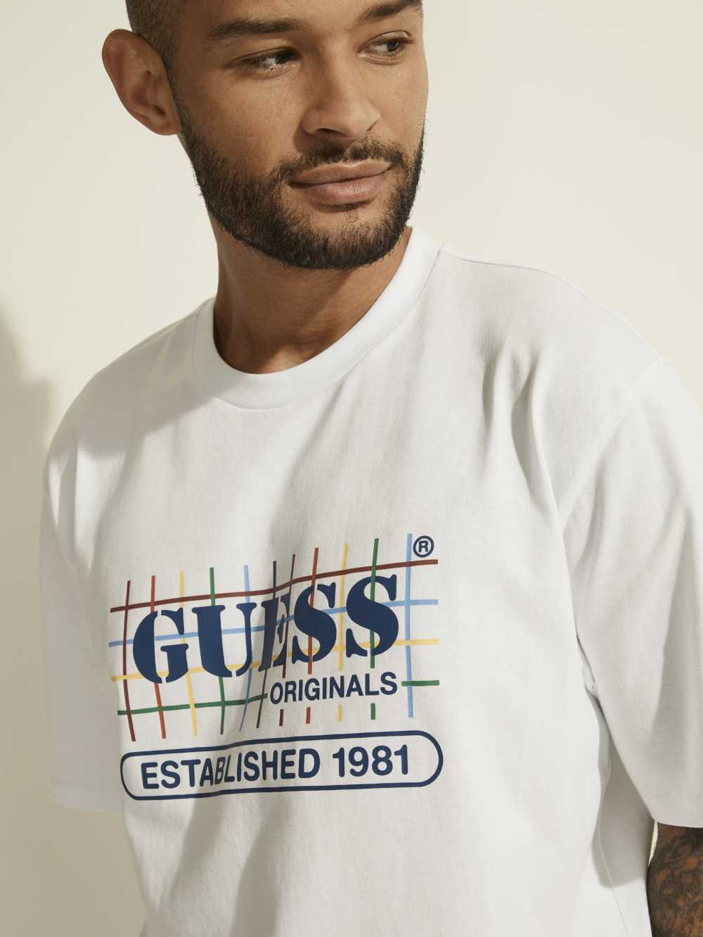 White Men\'s Guess Originals Rainbow Grid T-shirt Australia Sale | 018ZEACST