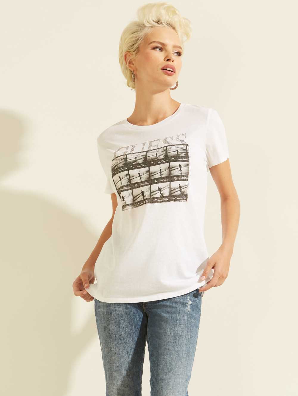 White Women\'s Guess Film Roll Easy T-shirt Australia Sale | 973ZSDOCK